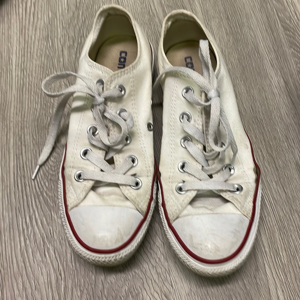 Converse all star sneakers womans 6